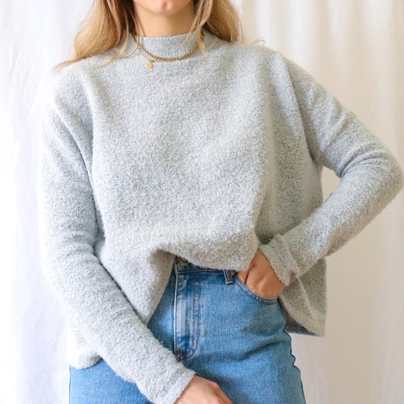 Sweaters - Wolf gray boxy long sleeves crewneck sweater top